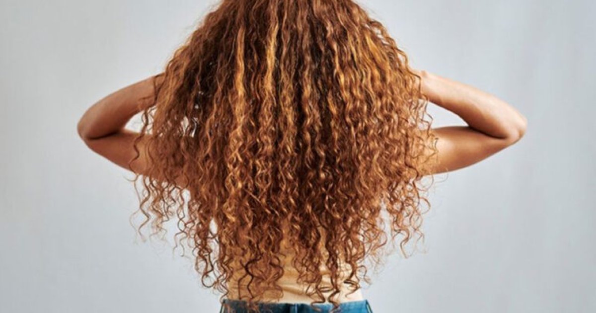 An Expert Breaks Down 18 Best Tips To Grow Your Hair Back Naturally