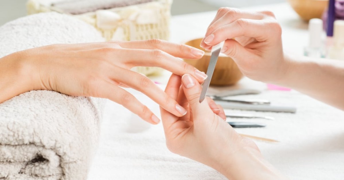 Nail Technician Training in the United States: A Clear Guide for Beginners