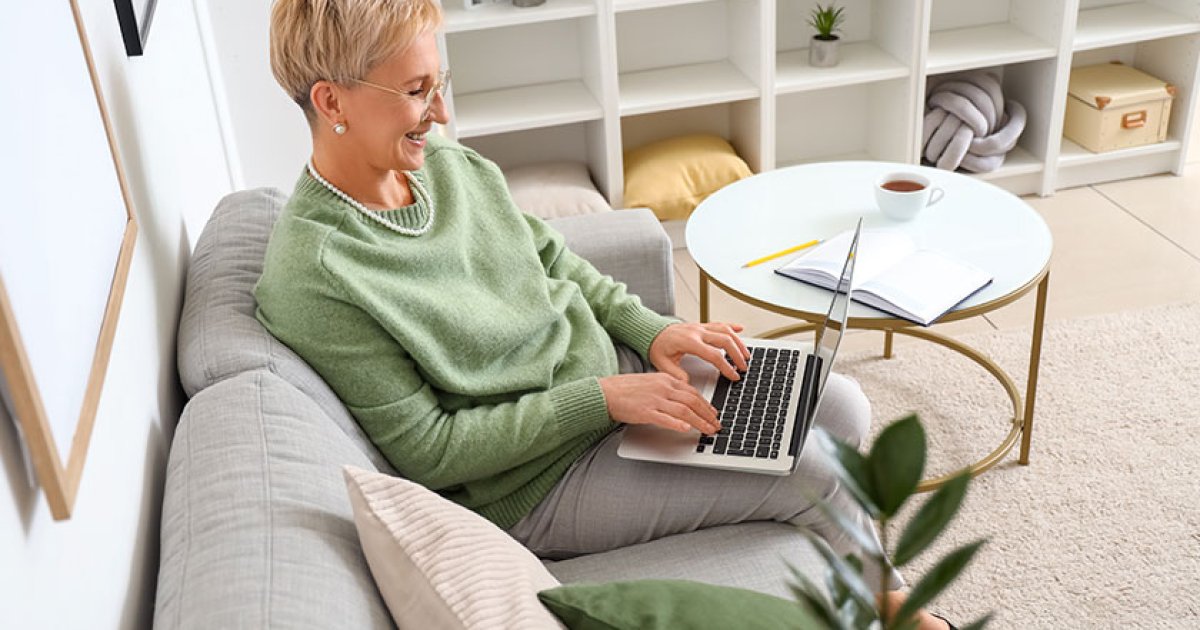 6 Safe Ways to Use the Internet for Seniors (2025 Guide)