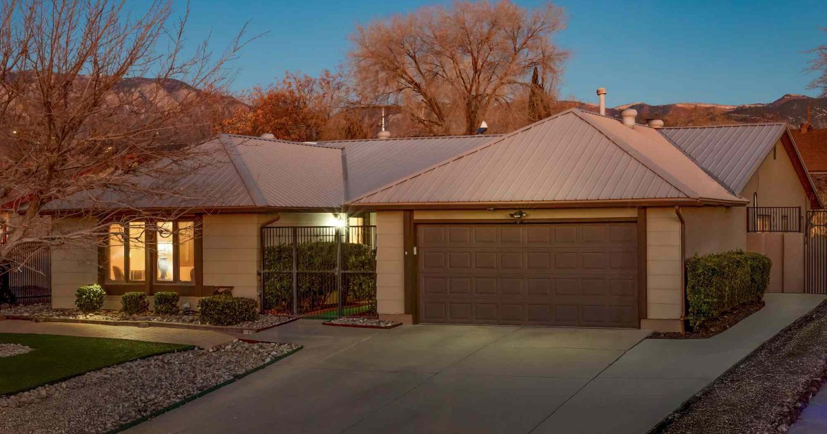 How to Lower Your Homeowners Insurance Costs