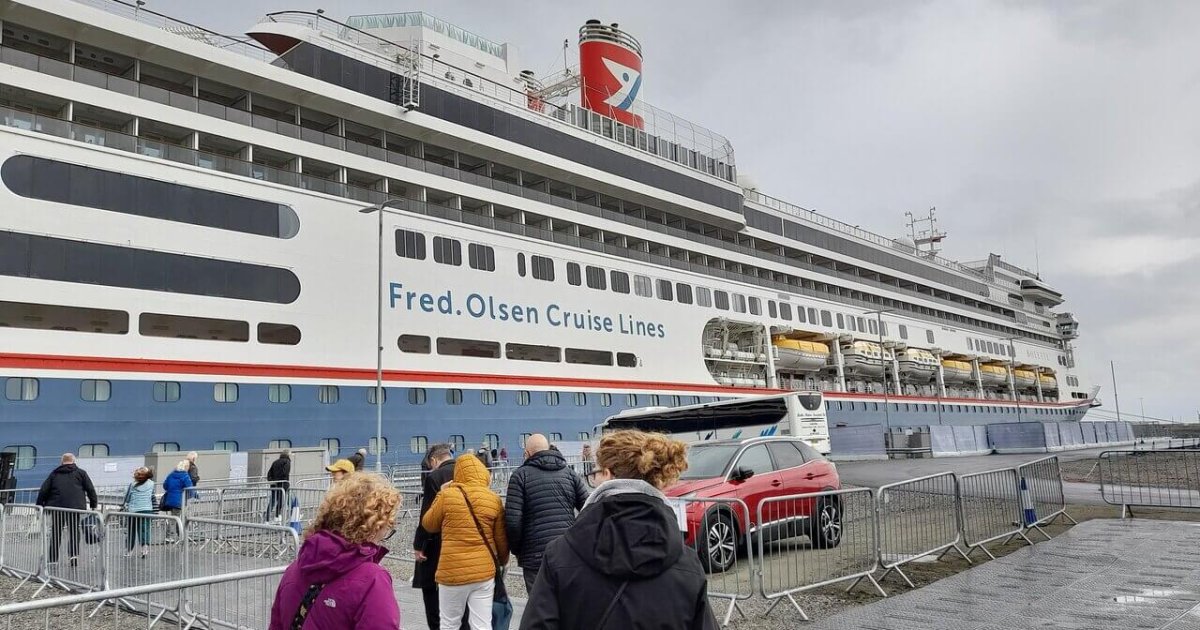 What to Pack for a 7-Day Cruise in Winter
