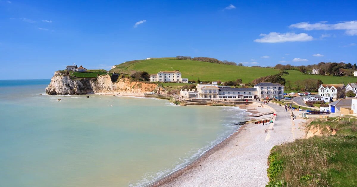Best Beach Hotels in the UK: Top Coastal Stays for a Seaside Escape