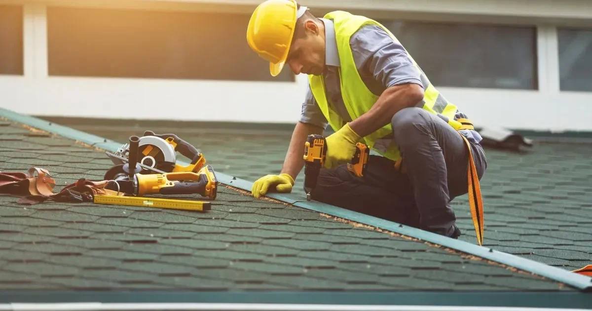 Roofing, Siding and Window Installation Jobs: A Practical Guide to Finding Local Contractors and Companies