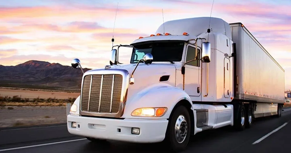Company Paid CDL Training in the U.S.: What to Know Before You Apply