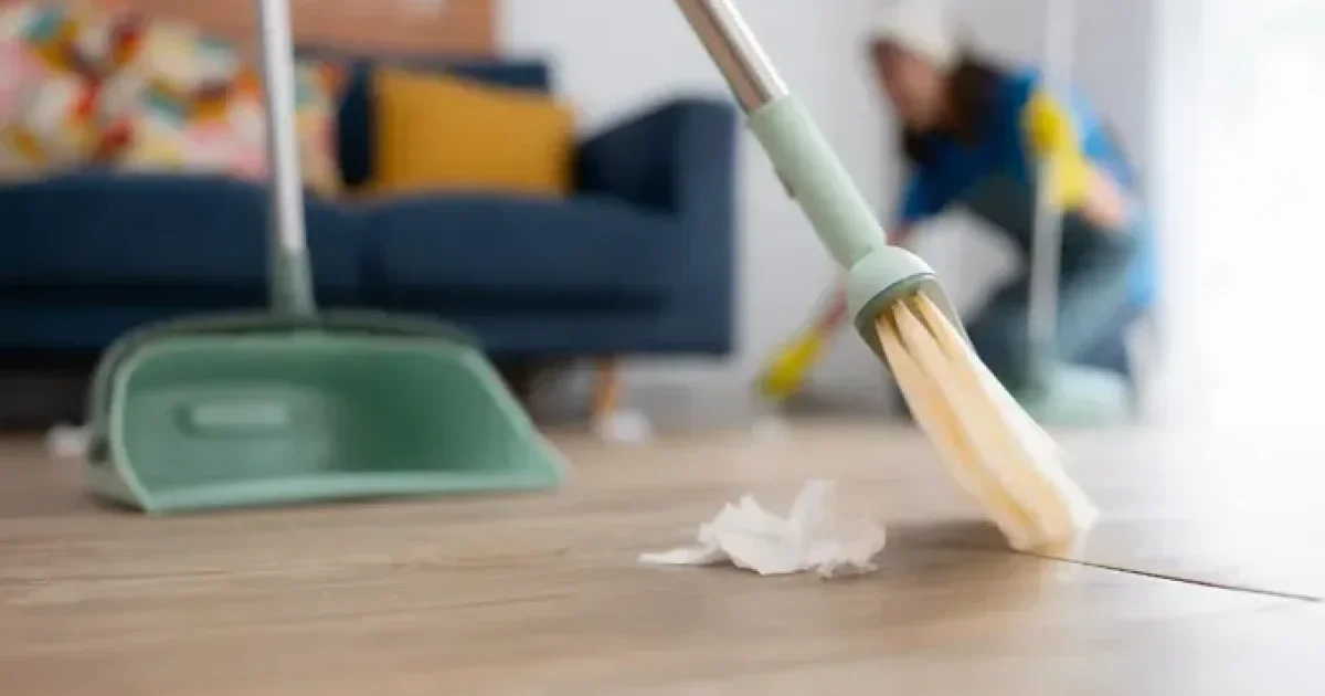 Senior-Focused House Cleaning Jobs in the US: Monthly Visits, Safety Tips, and Clear Checklists