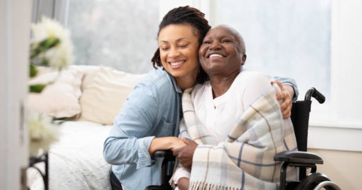 How to Become a House Caregiver: A Practical U.S. Guide to Caregiving, Care Homes, and Caregiver Job Guidance