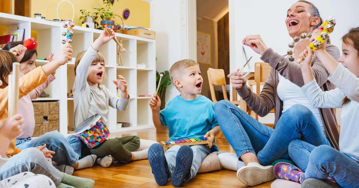 Elige tu Futuro en la Educación Infantil: Guía Completa para Convertirte en Maestro de Kínder en Línea 🎓✨