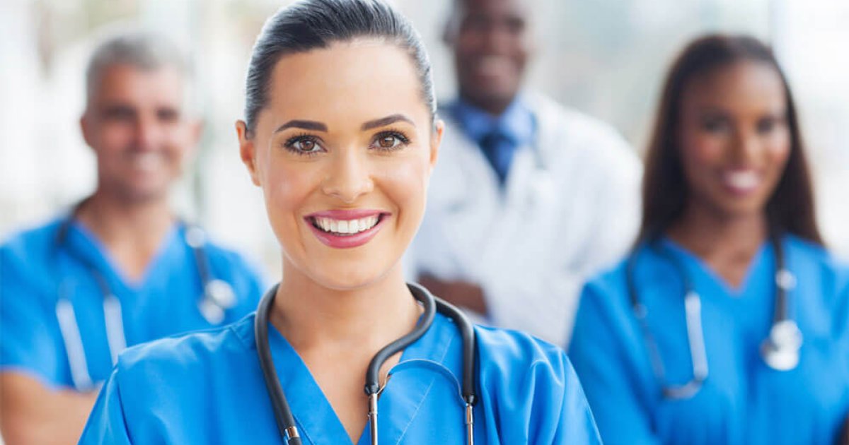 From CNA to LPN: A Clear Career Pathway (Timelines, Online Options, and Funding)