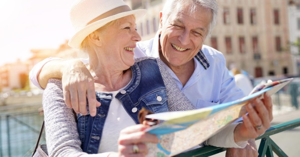 Travel Insurance for Seniors Over 70: What to Compare Before Choosing a Policy