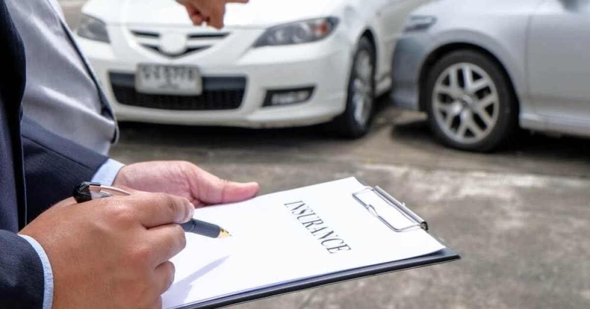 Auto Insurance Guide: How to Compare Quotes, Coverage, and Cost Factors in the U.S.