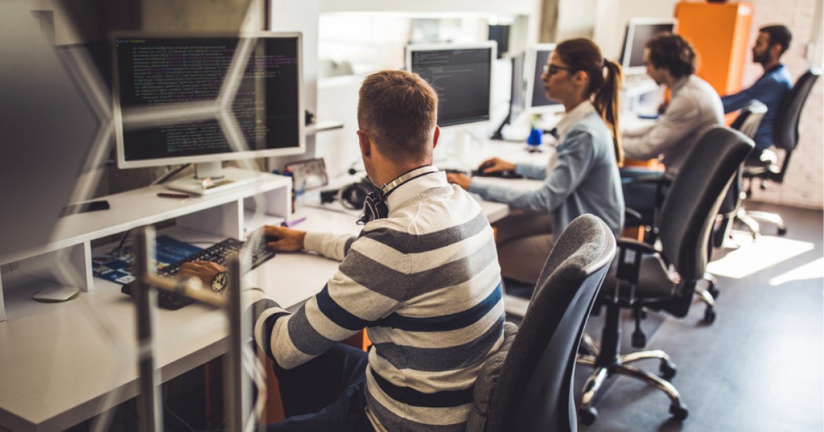Full-Time Jobs in 2025: Building a Stable Career in a Changing Work Environment