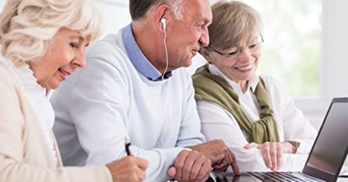 Low-Cost Internet Options for The Elderly: A Complete 2025 Guide