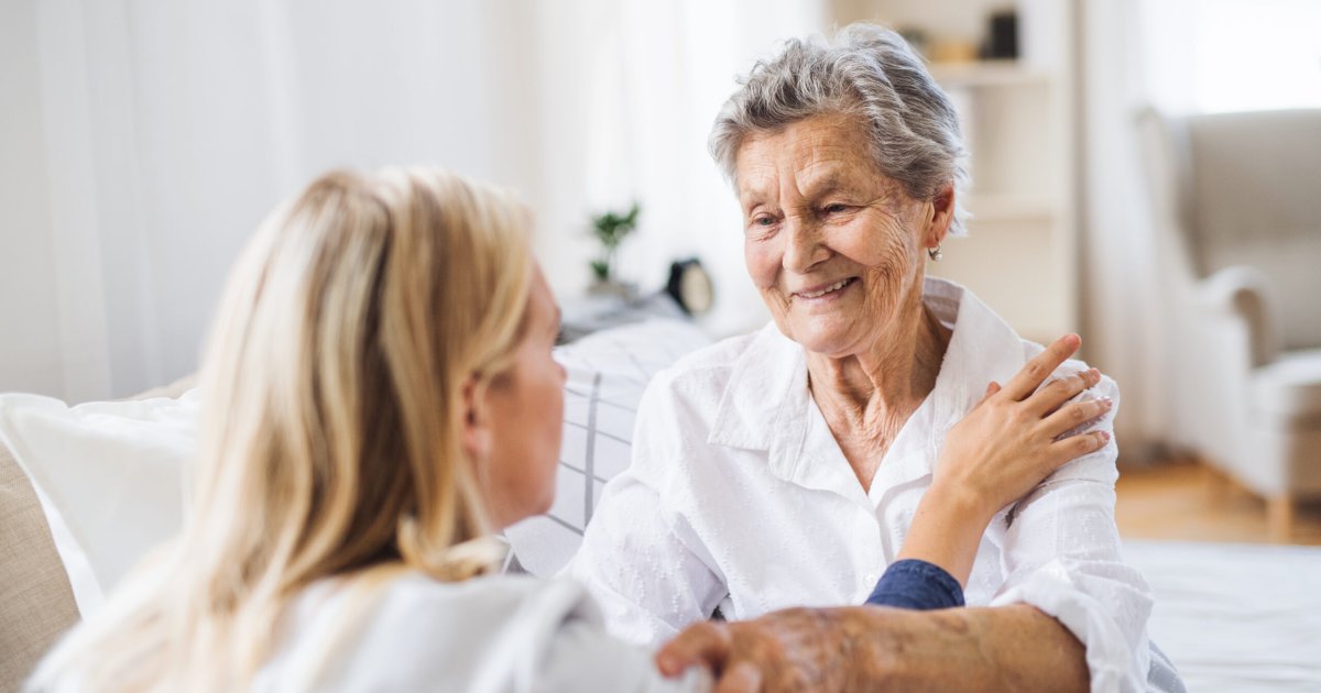 Private Home Caregiver for Elderly People in the UK: Flexible Care Solutions at Home