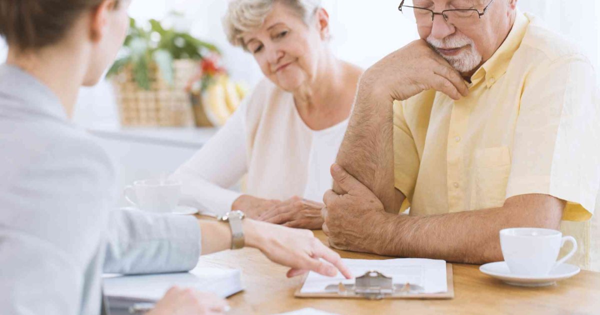 A Practical Guide to Life Insurance for Seniors in Canada: How It Works, What to Know, and How to Evaluate Your Options