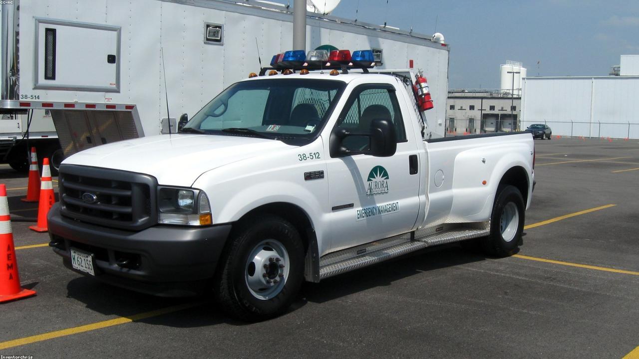 Why Clear Banking Explainers Build More Reader Trust Than Jargon