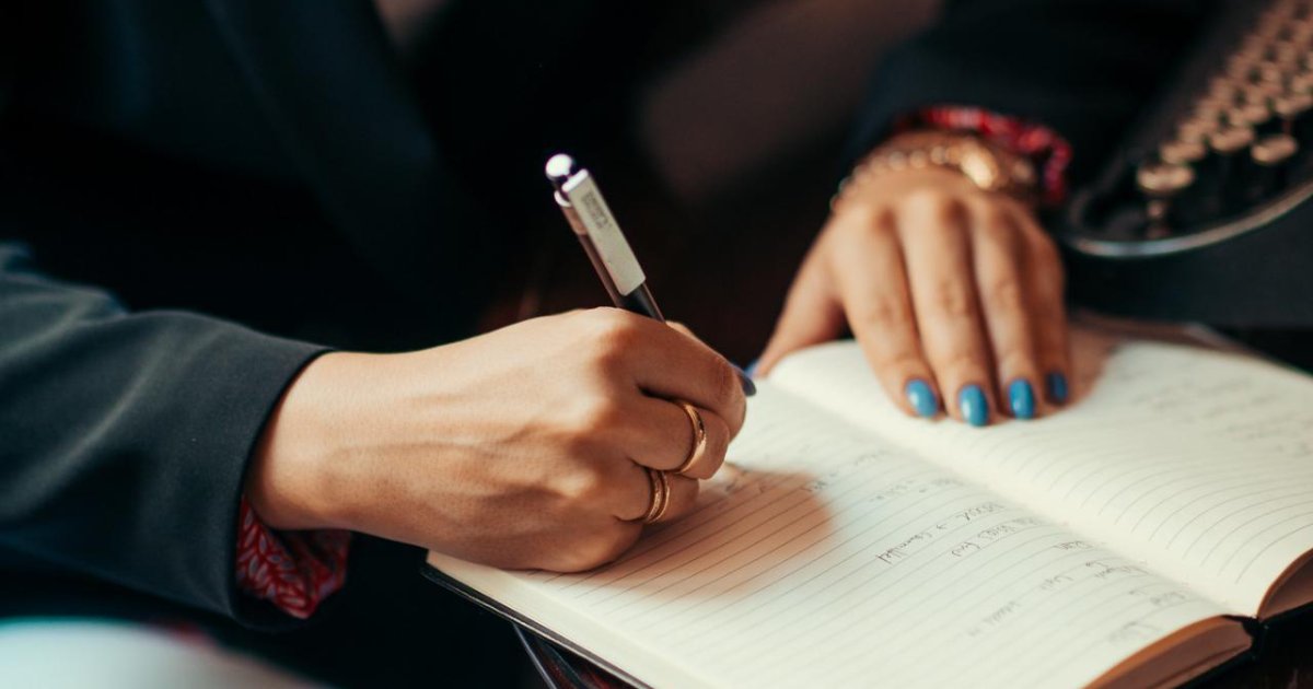 How To Create A Personal Reference Library For Everyday Tasks